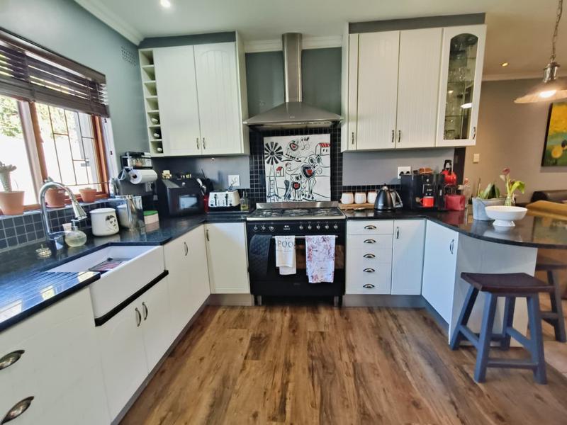 4 Bedroom Property for Sale in Hoogstede Western Cape